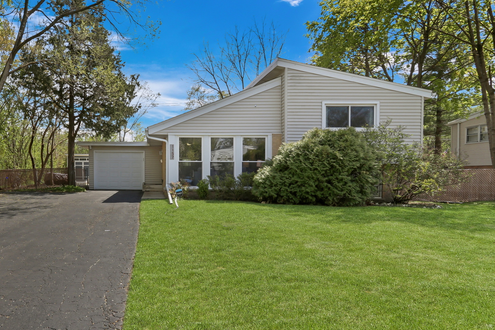 1157 Dartmouth Lane