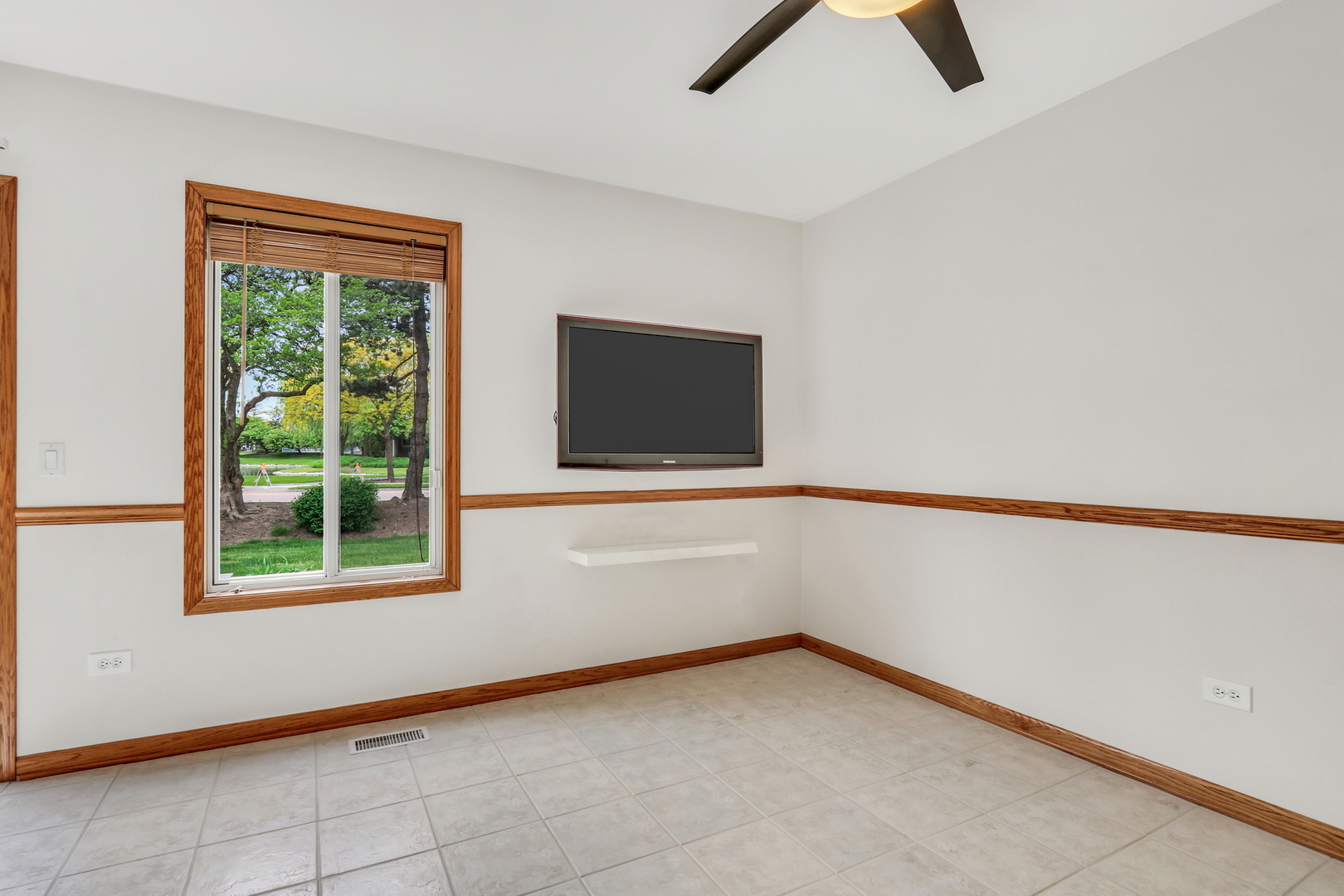 1328 Sunrise Lane