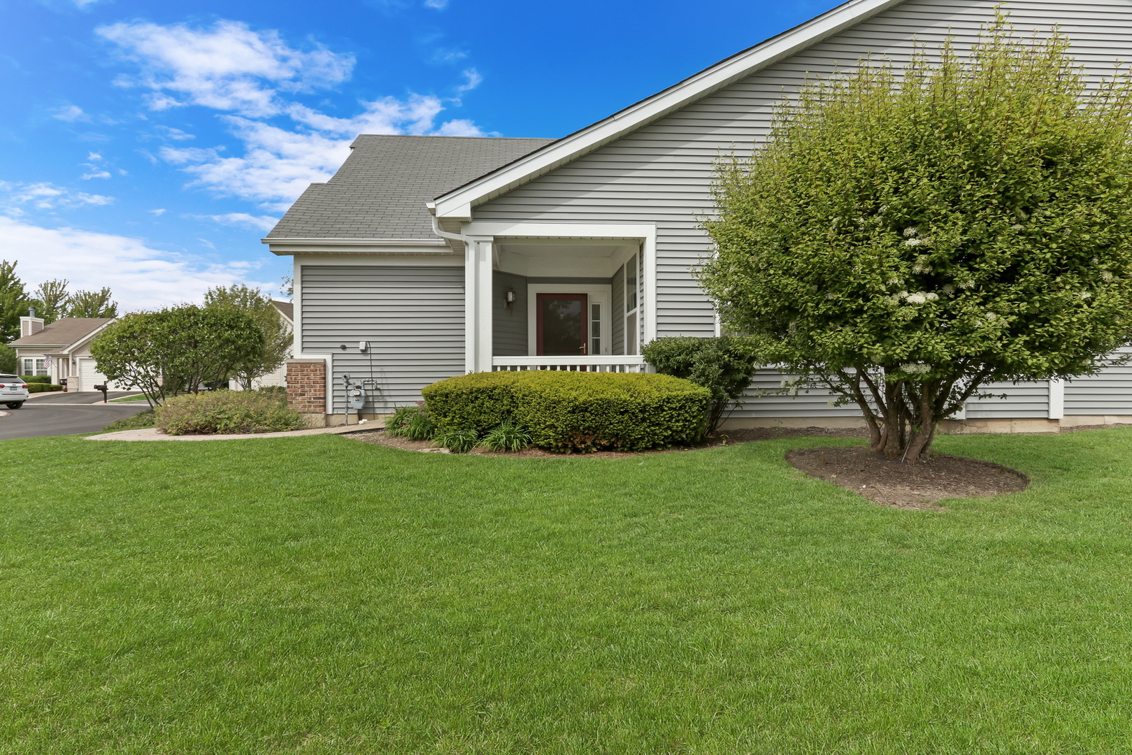 13244 W Sheffield Lane