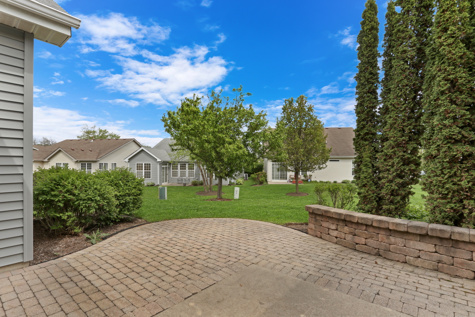 13244 W Sheffield Lane