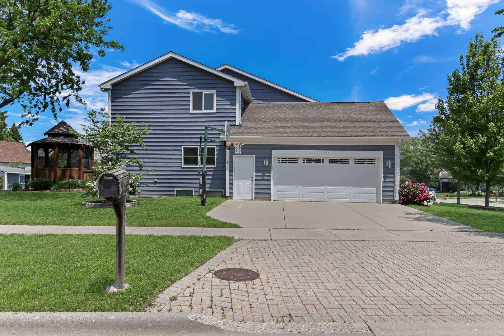 347 Yorkshire Drive