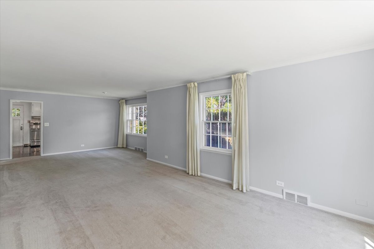 108 Lincoln Avenue