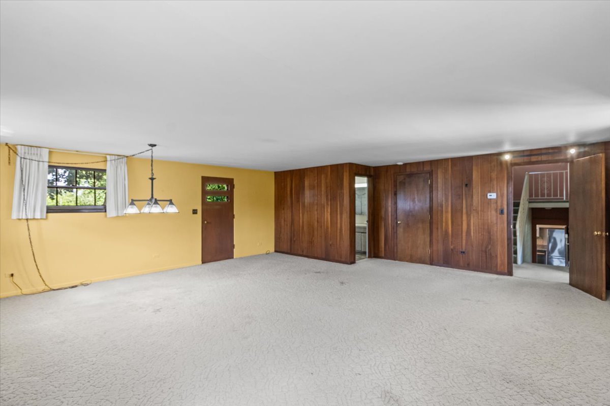 108 Lincoln Avenue