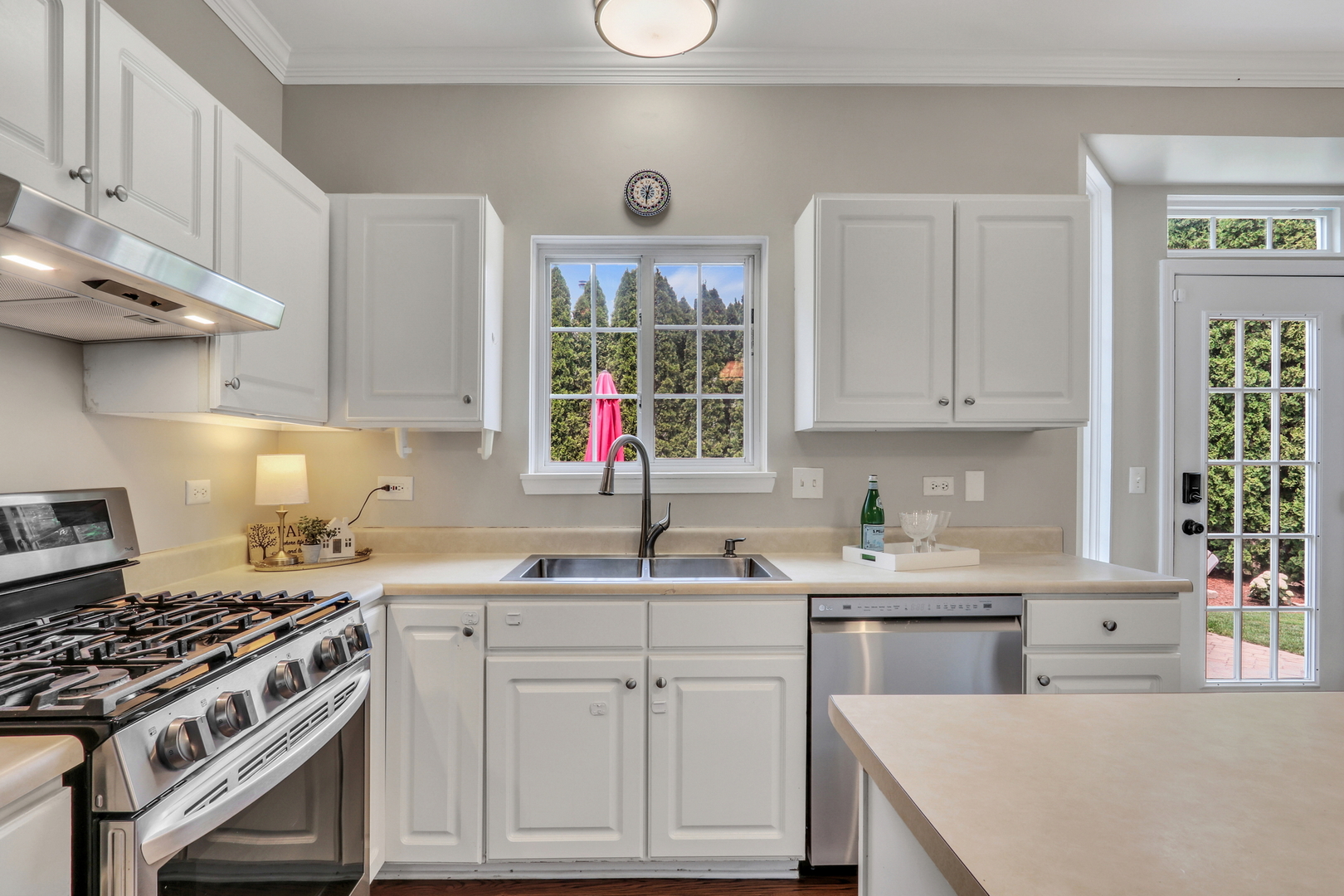 1312 Dorchester Drive