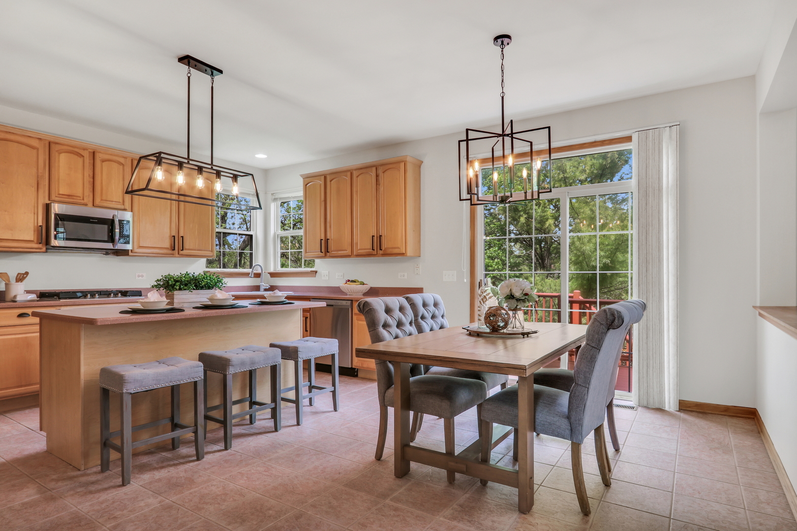 34405 N Bobolink Trail
