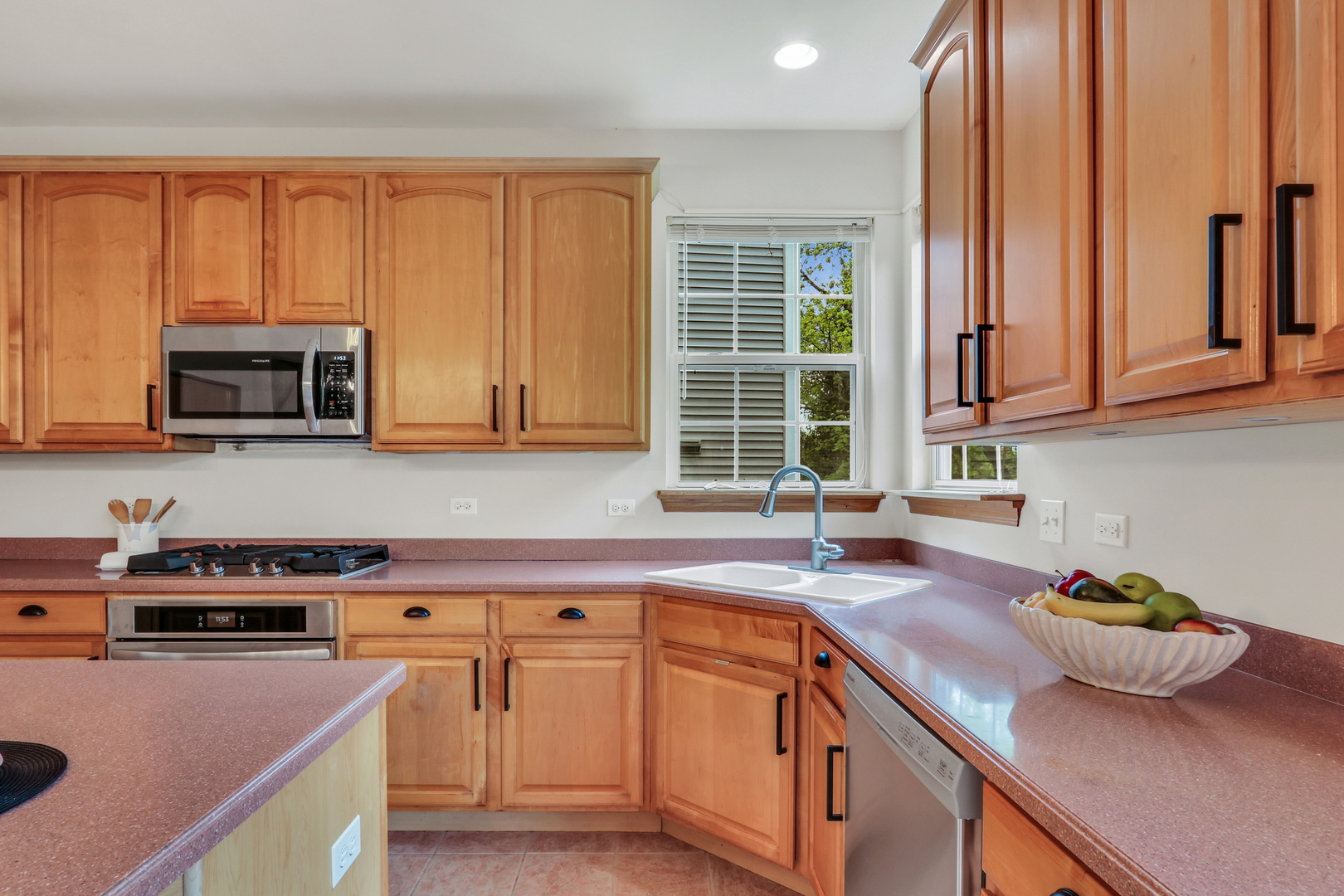 34405 N Bobolink Trail