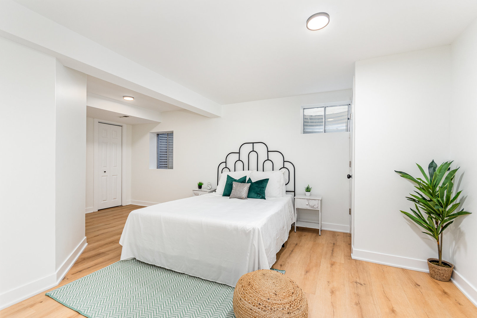 17678 W Saddle Court