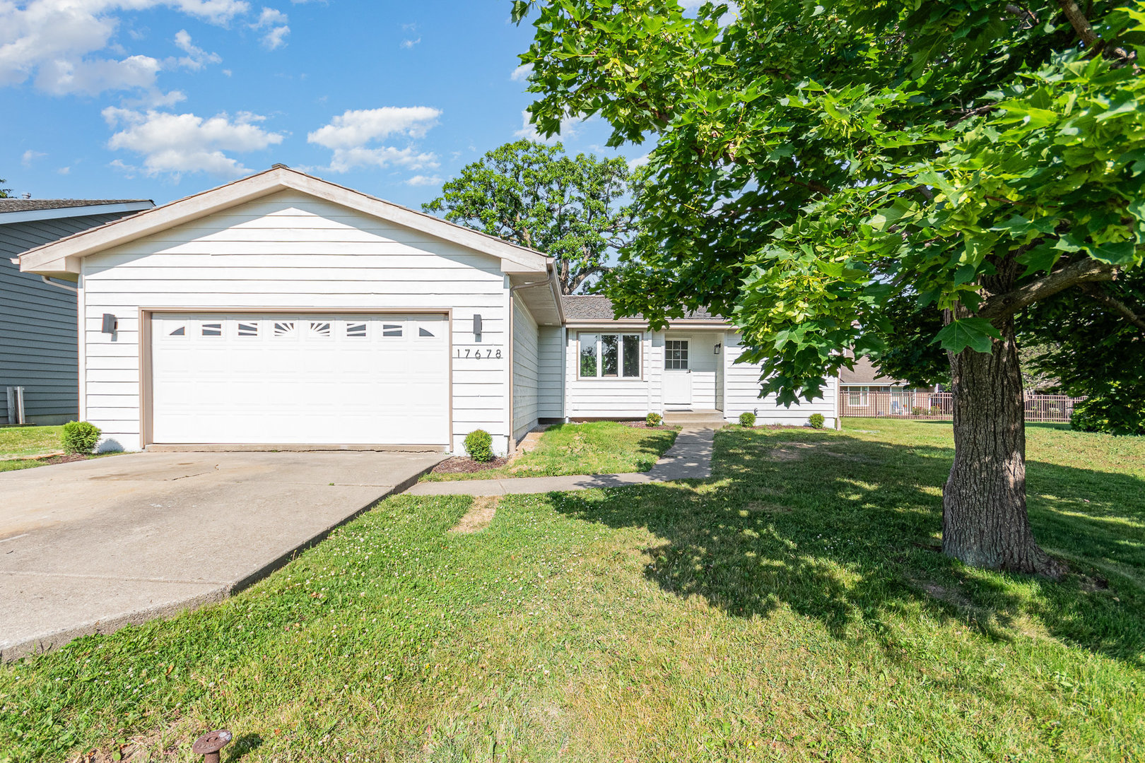 17678 W Saddle Court
