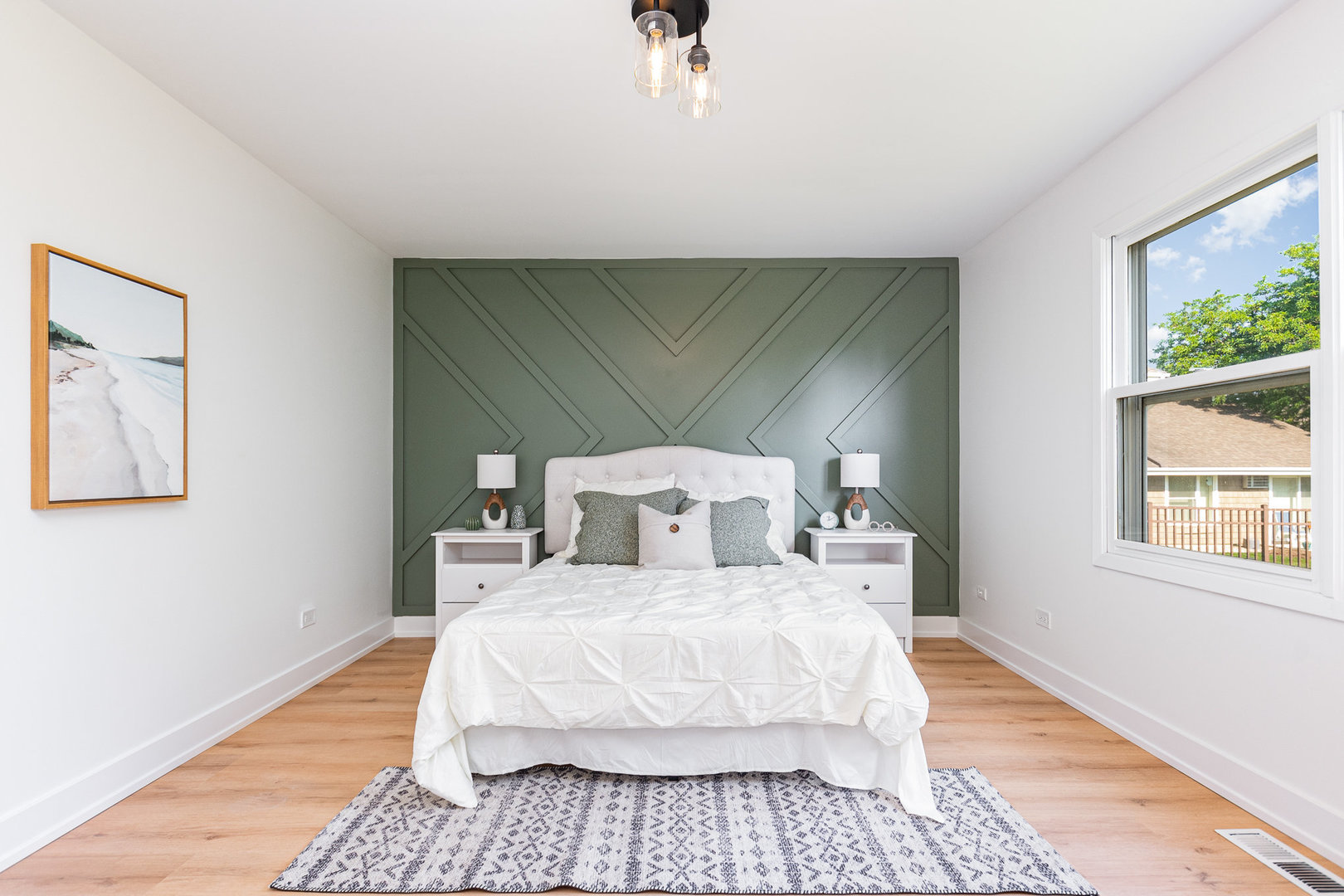 17678 W Saddle Court