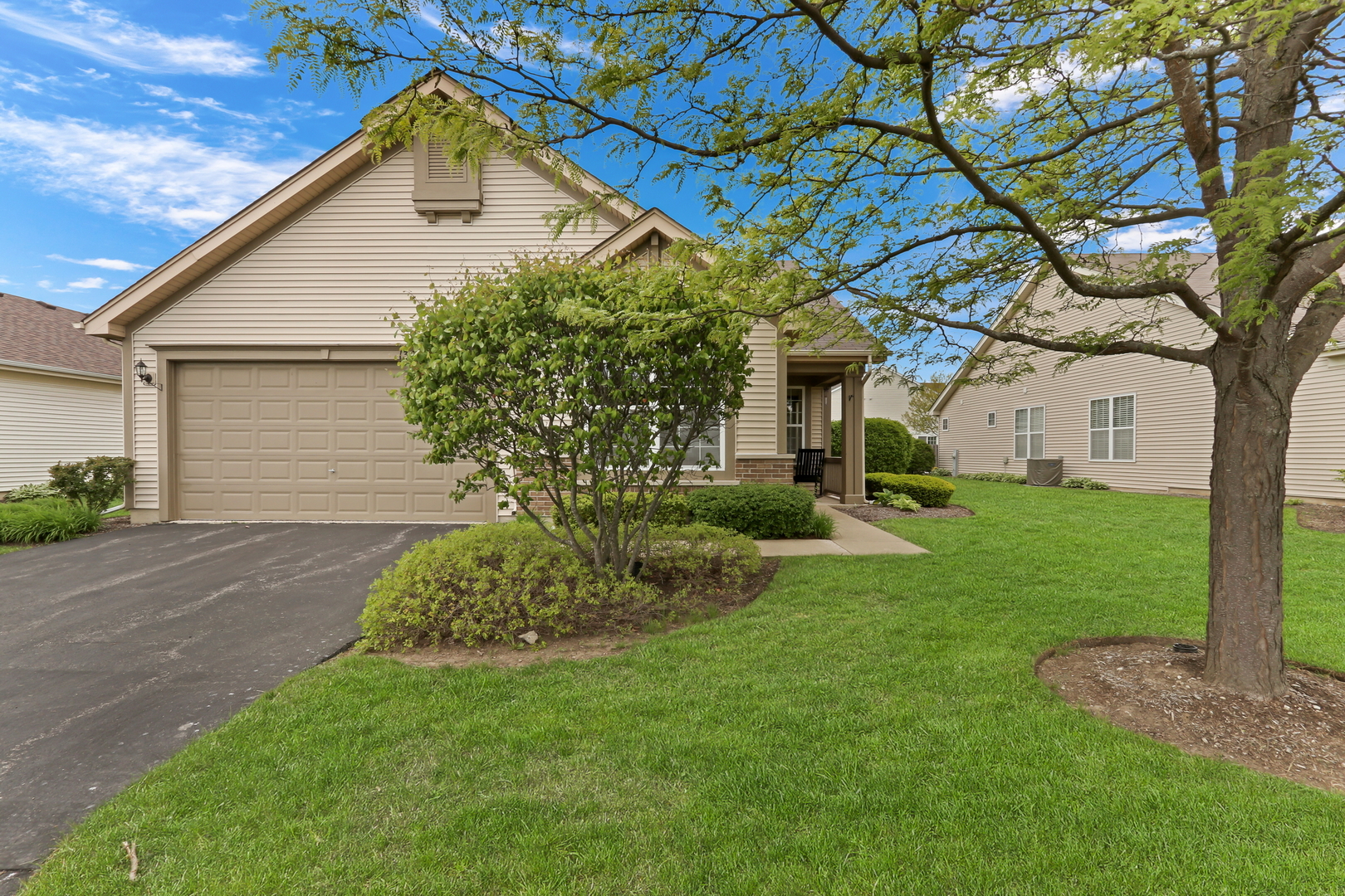 13211 W Sheffield Lane