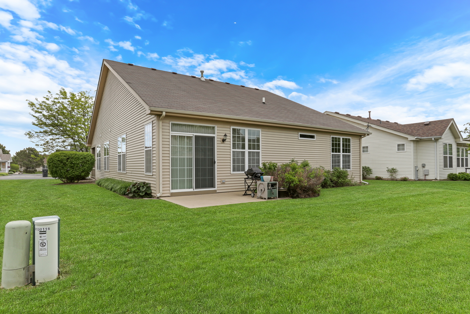 13211 W Sheffield Lane