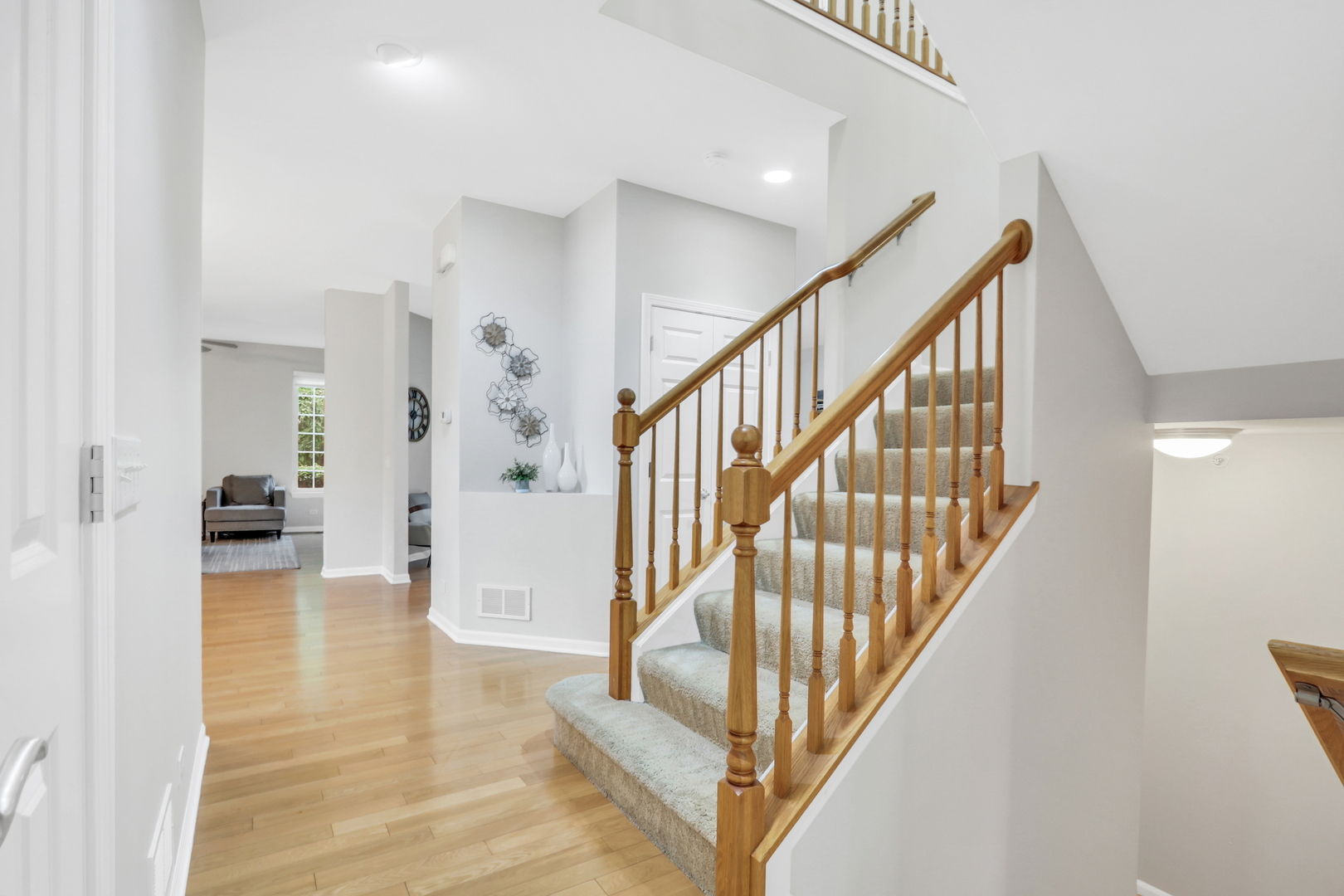 6406 Cunningham Court