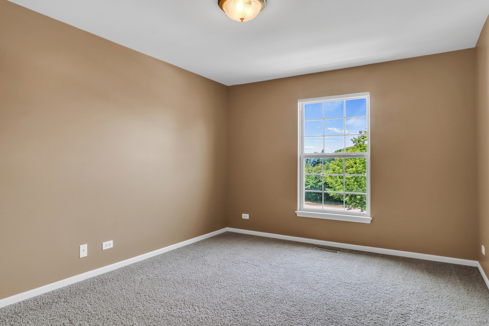1313 Turnberry Lane