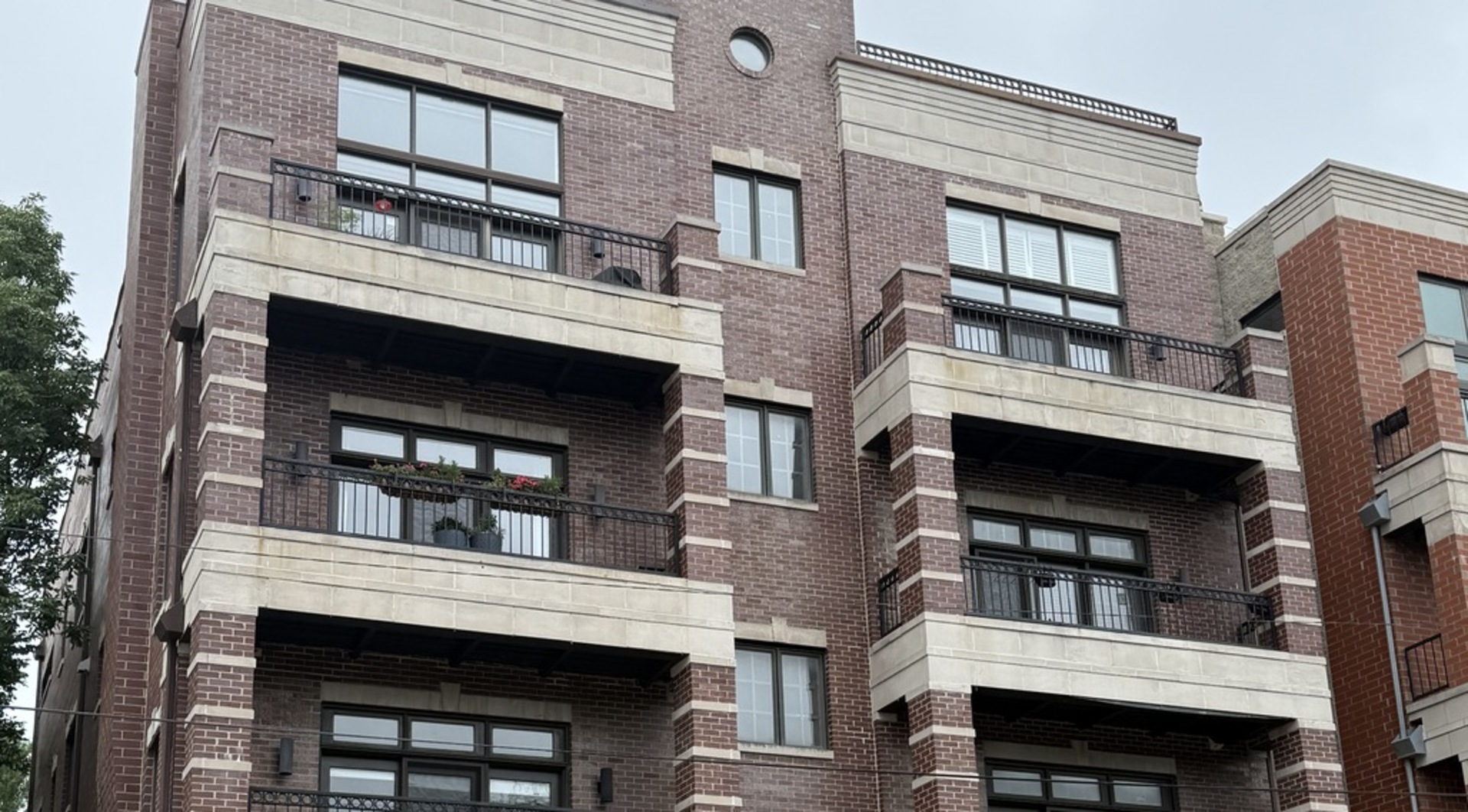 1834 W Foster Avenue Unit: 3E