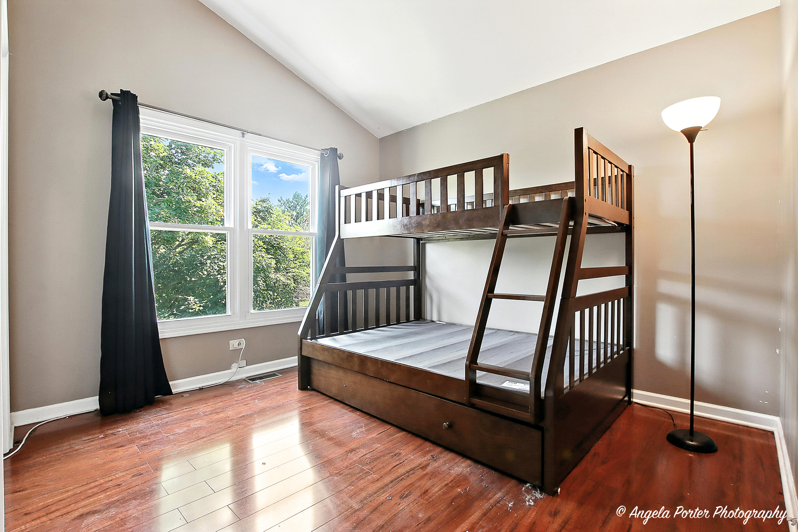 1512 Fernwood Court