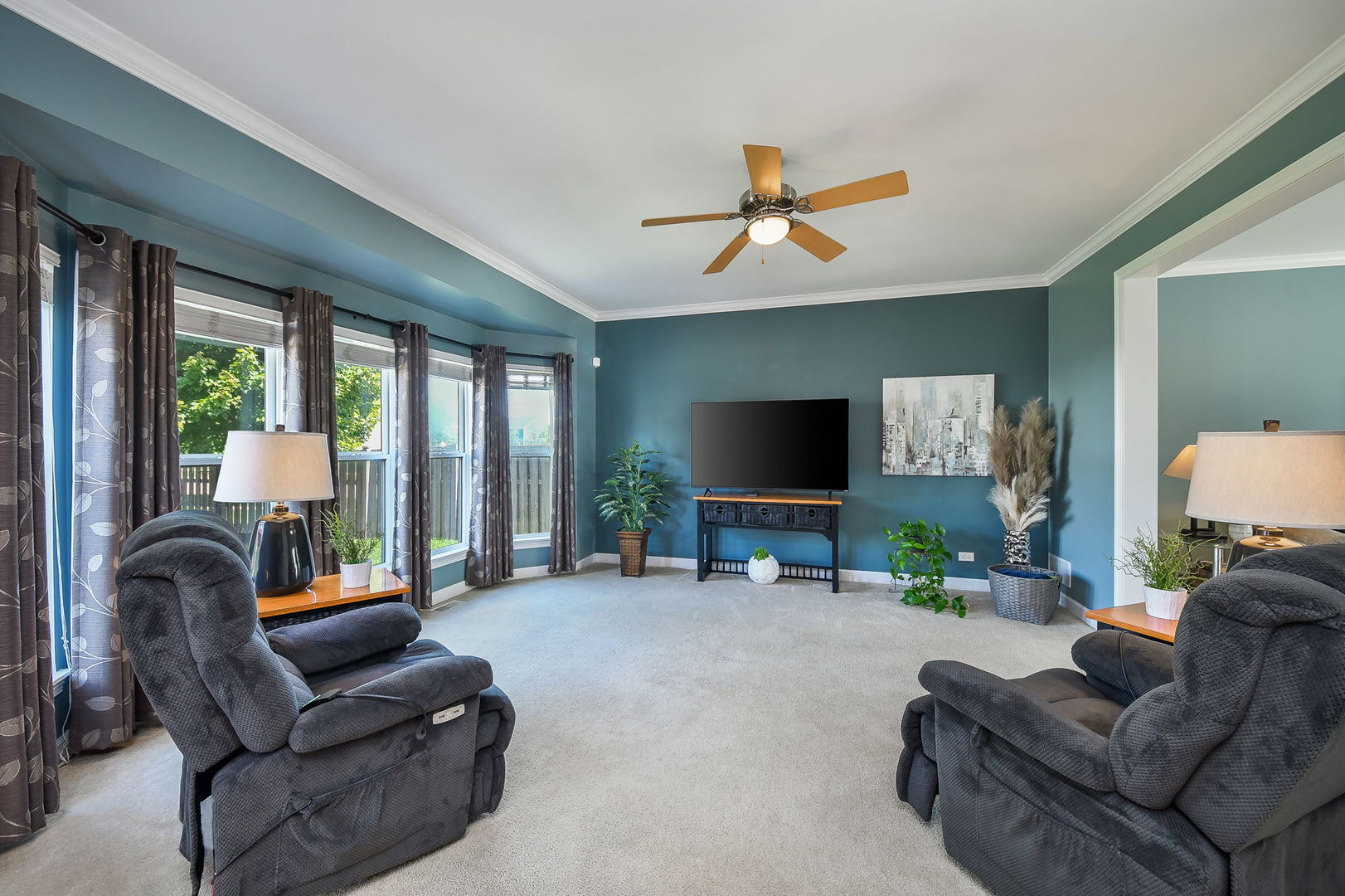 3347 Caledonia Drive