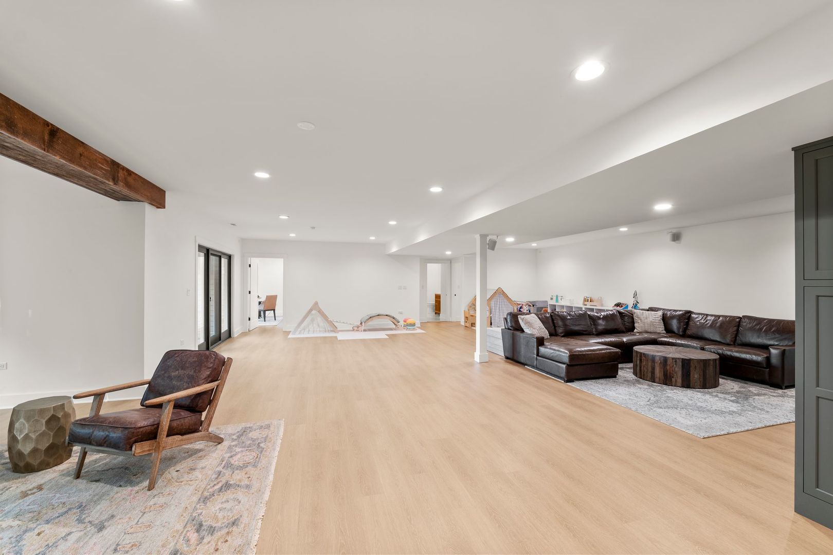 7 Anne Court