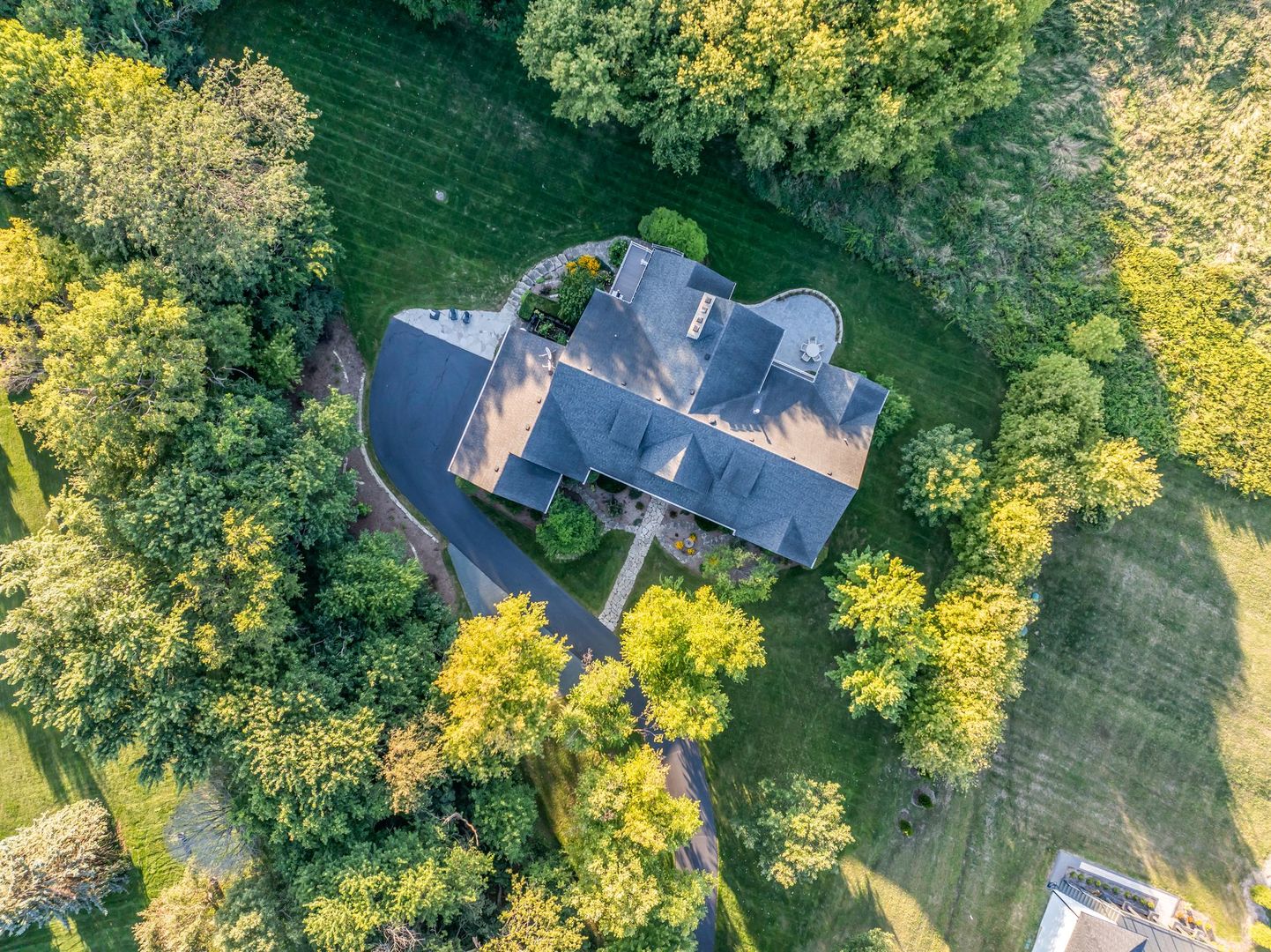 7 Anne Court