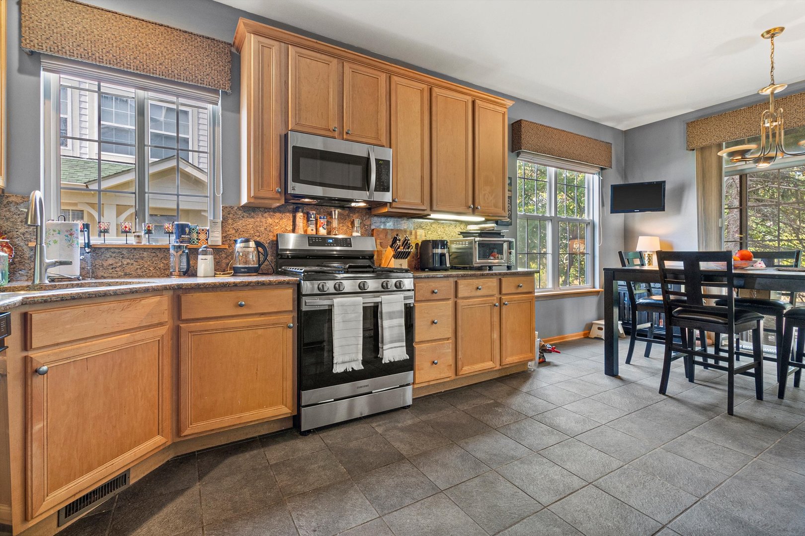 410 Bay Tree Circle