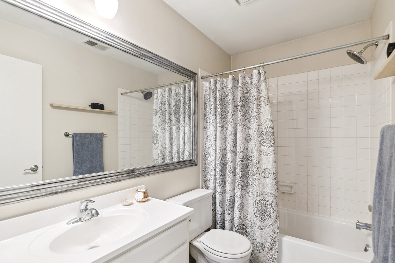 124 E Winchester Road Unit: F