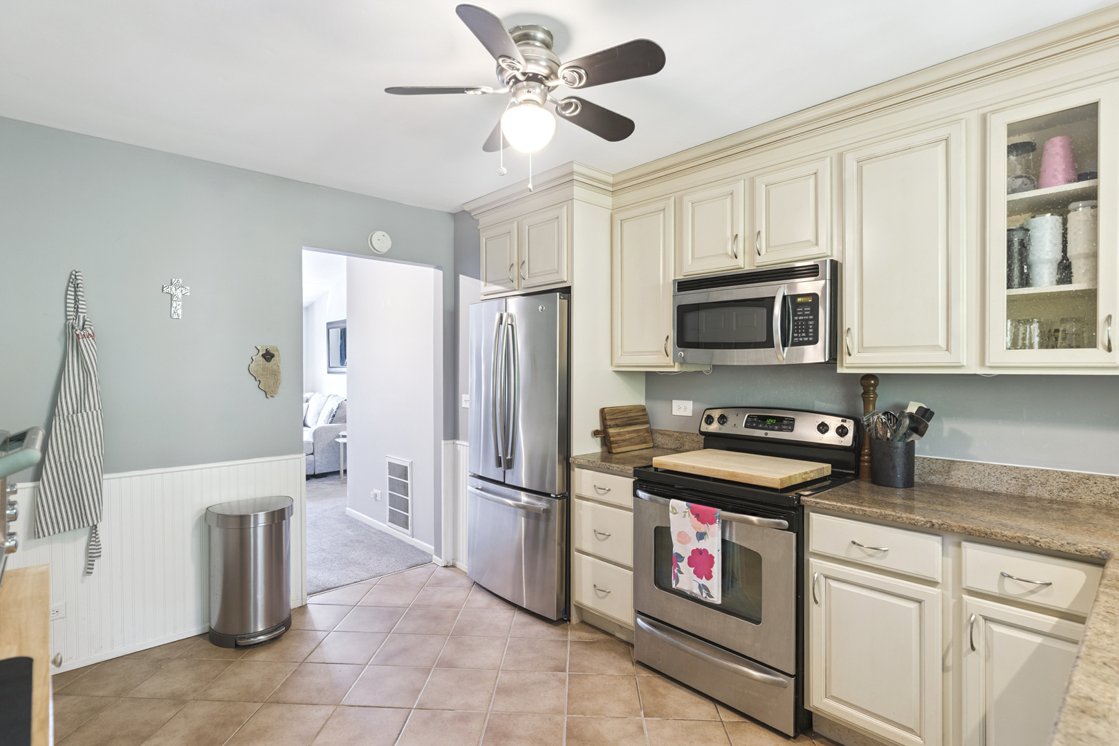 124 E Winchester Road Unit: F