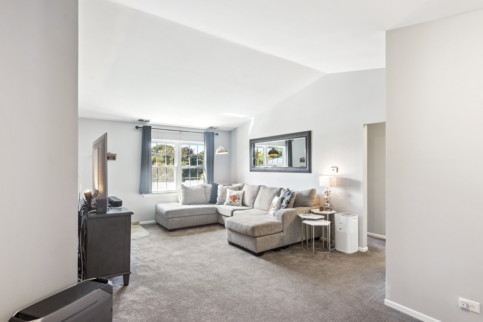 124 E Winchester Road Unit: F