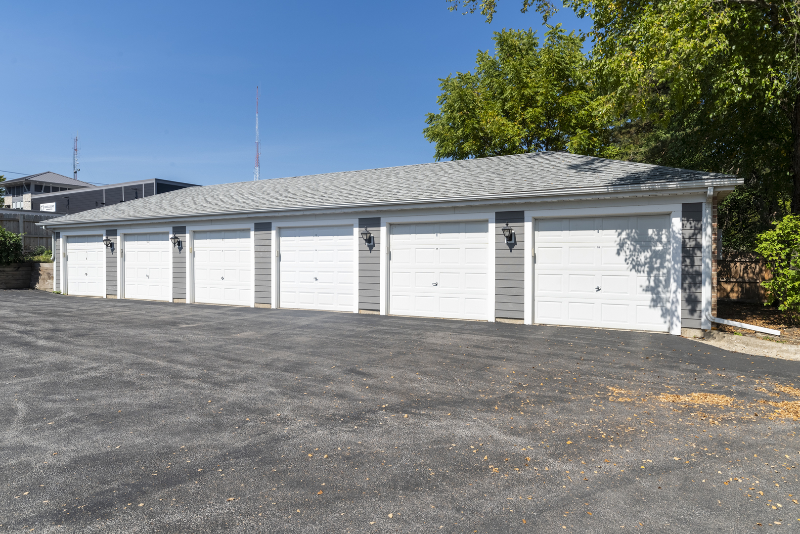 124 E Winchester Road Unit: F