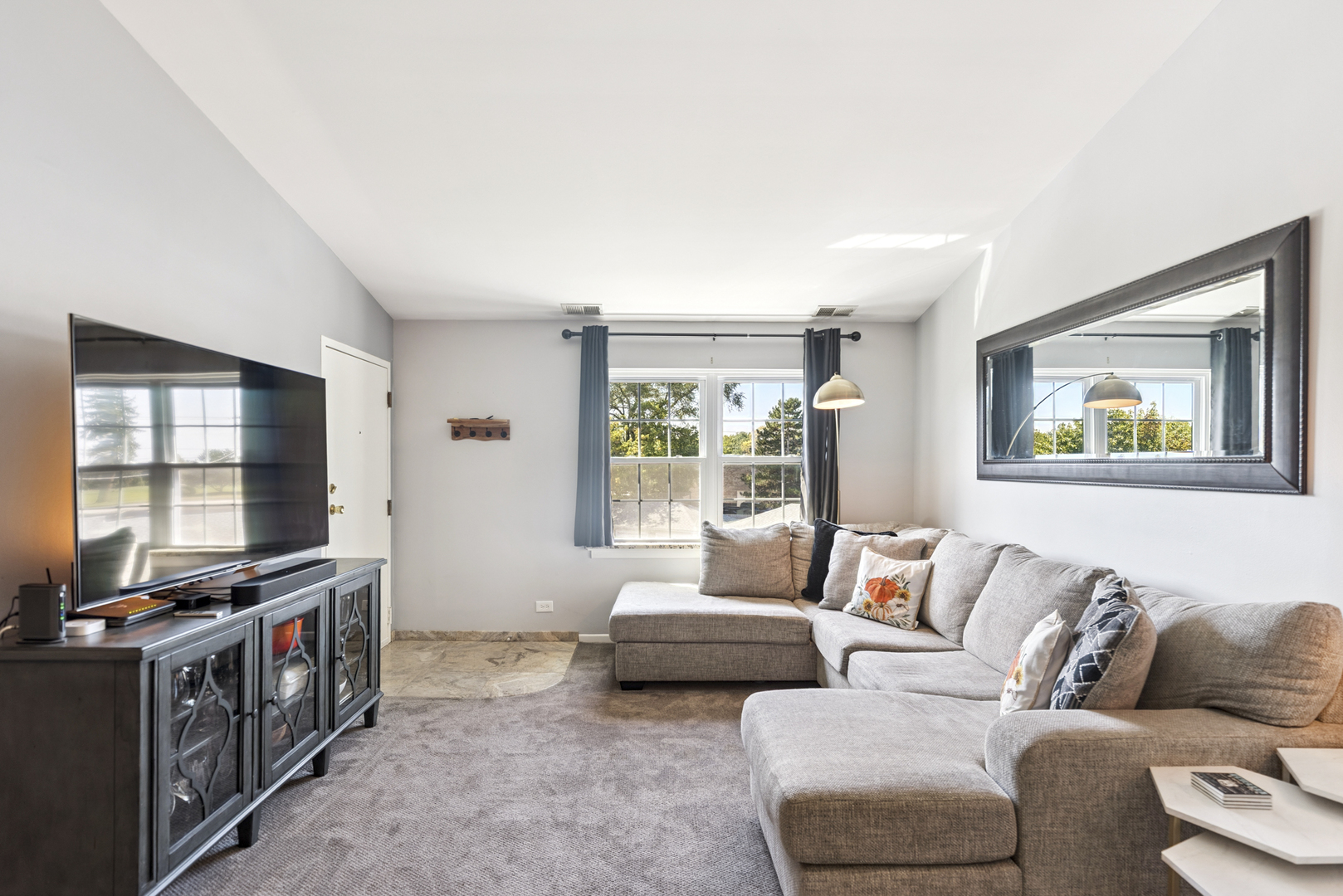 124 E Winchester Road Unit: F