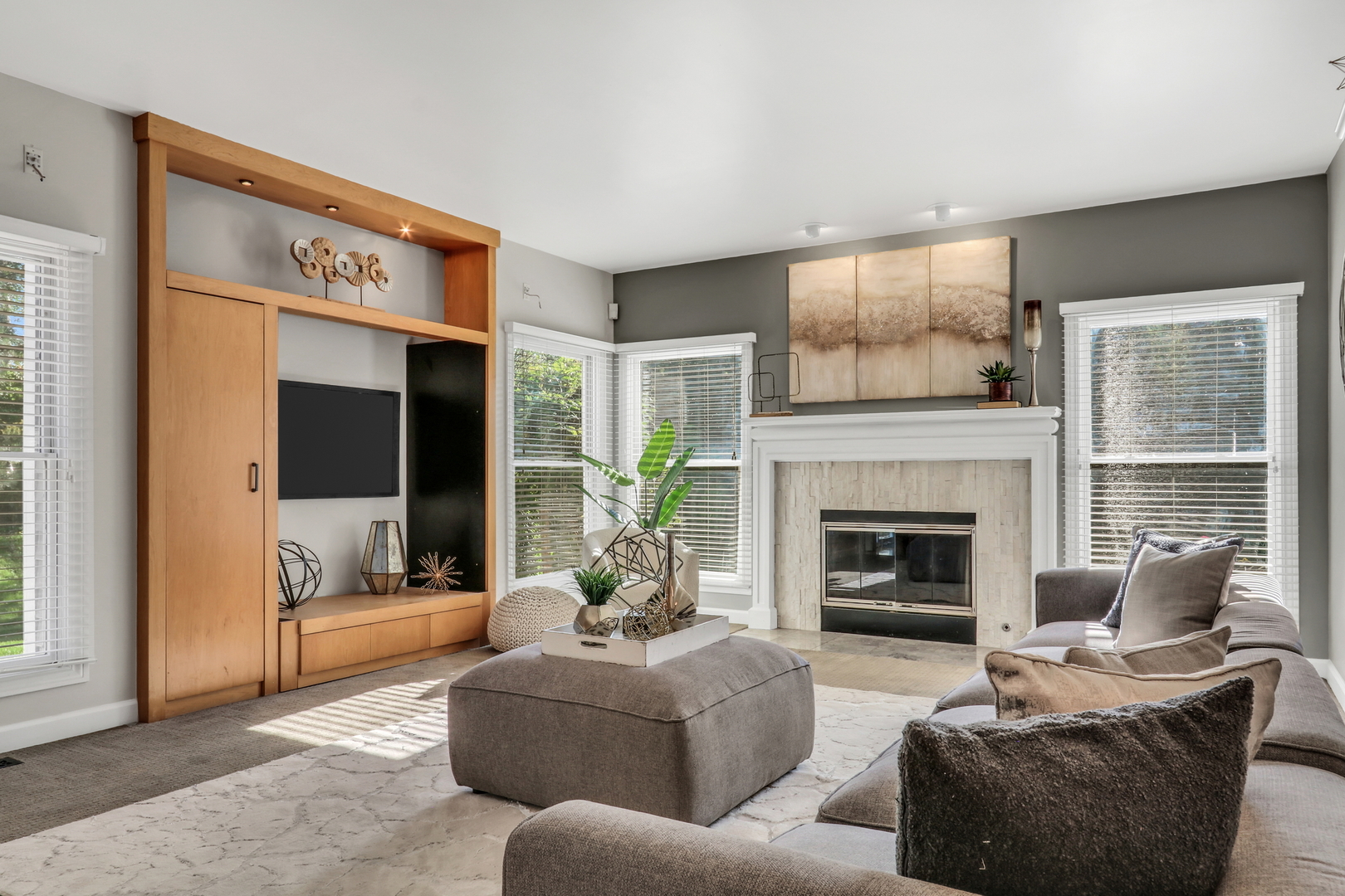 3696 Tamarack Circle