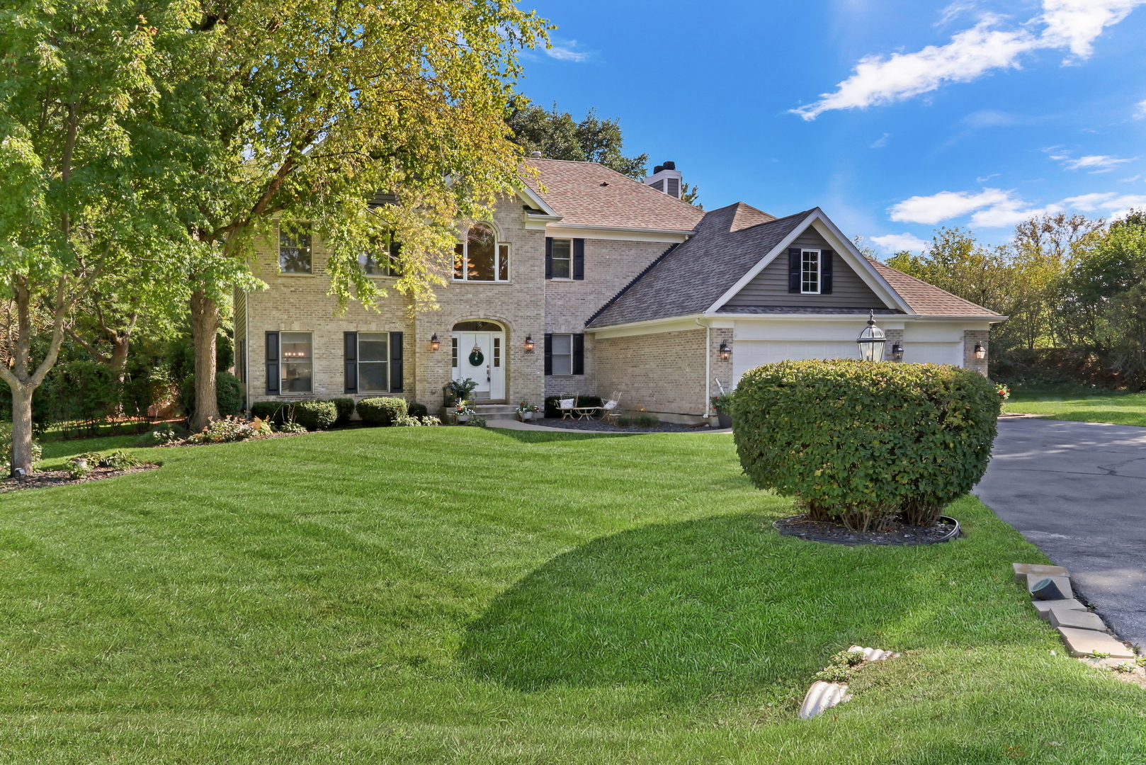 3696 Tamarack Circle