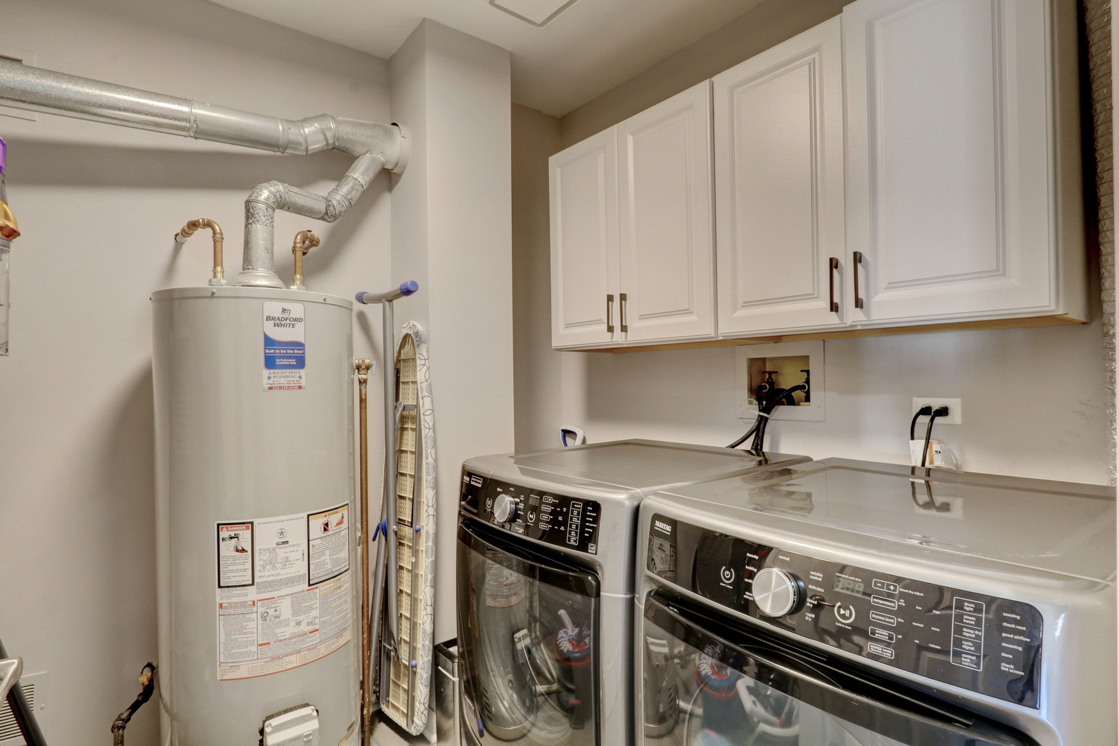 215 Coventry Circle Unit: 215