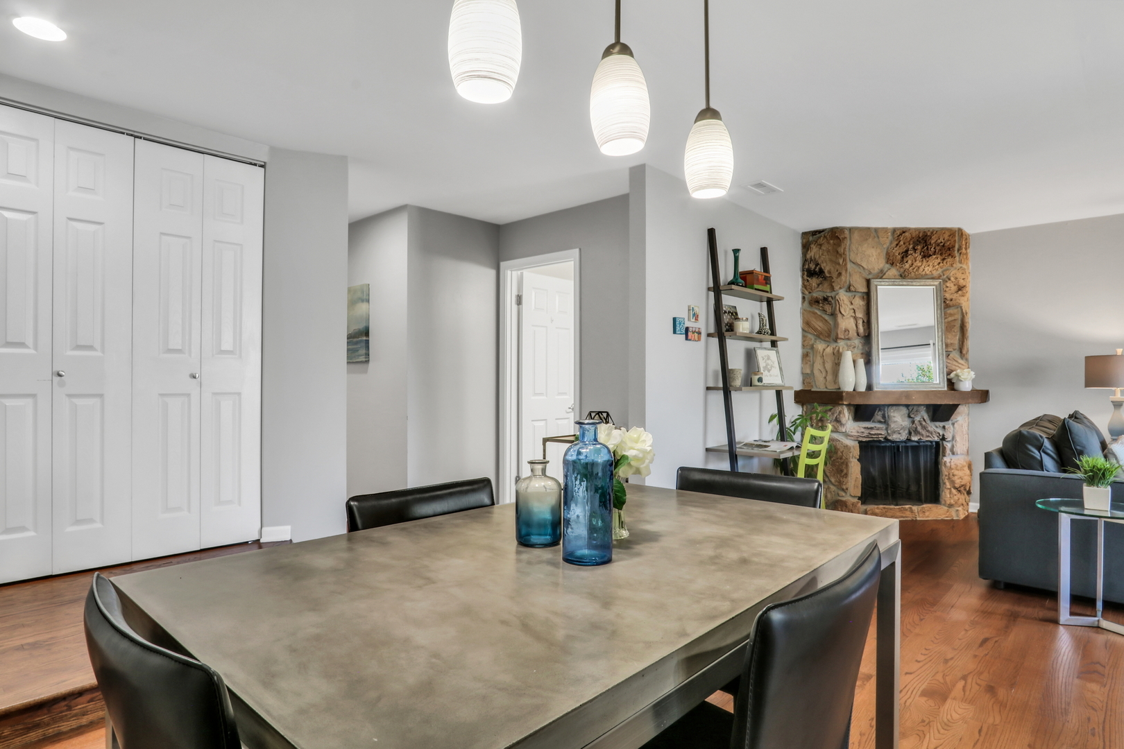 215 Coventry Circle Unit: 215