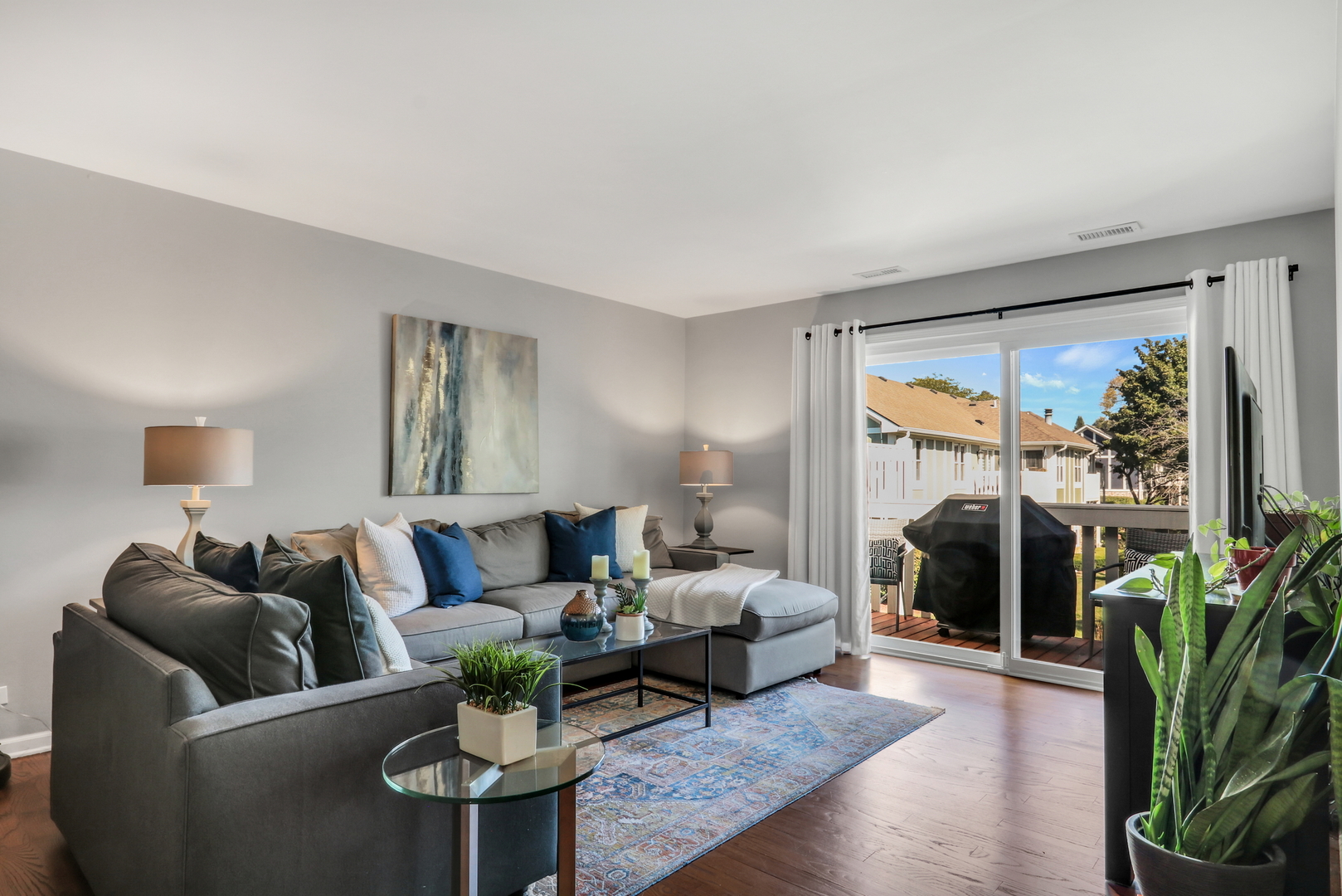 215 Coventry Circle Unit: 215