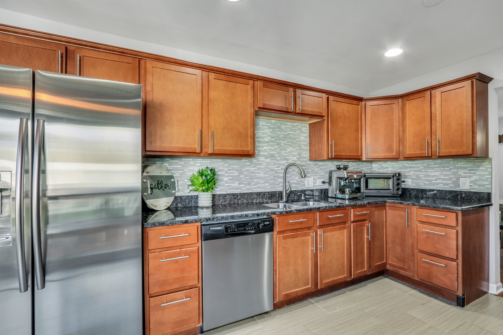 215 Coventry Circle Unit: 215