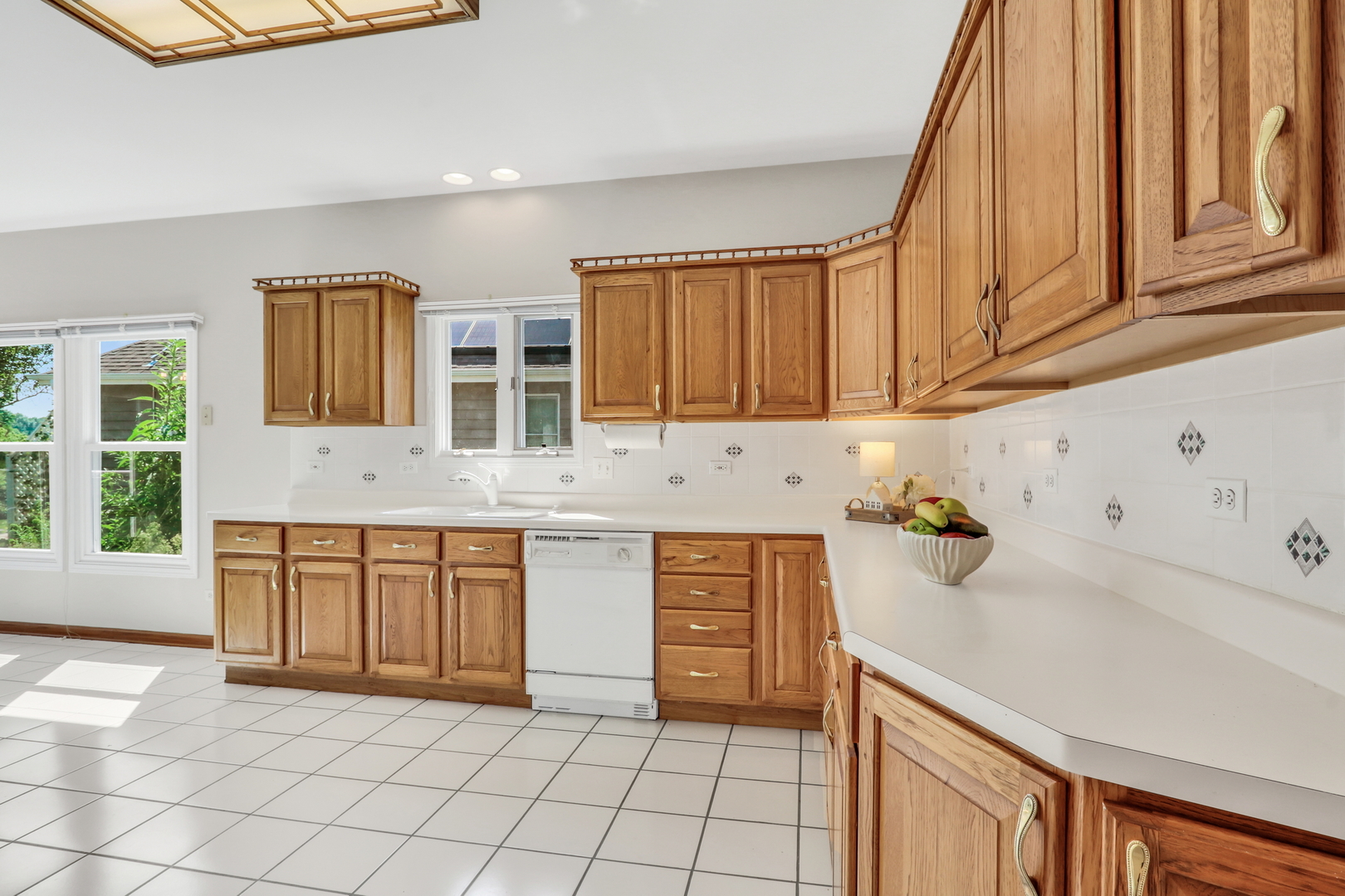 1075 Suffolk Court