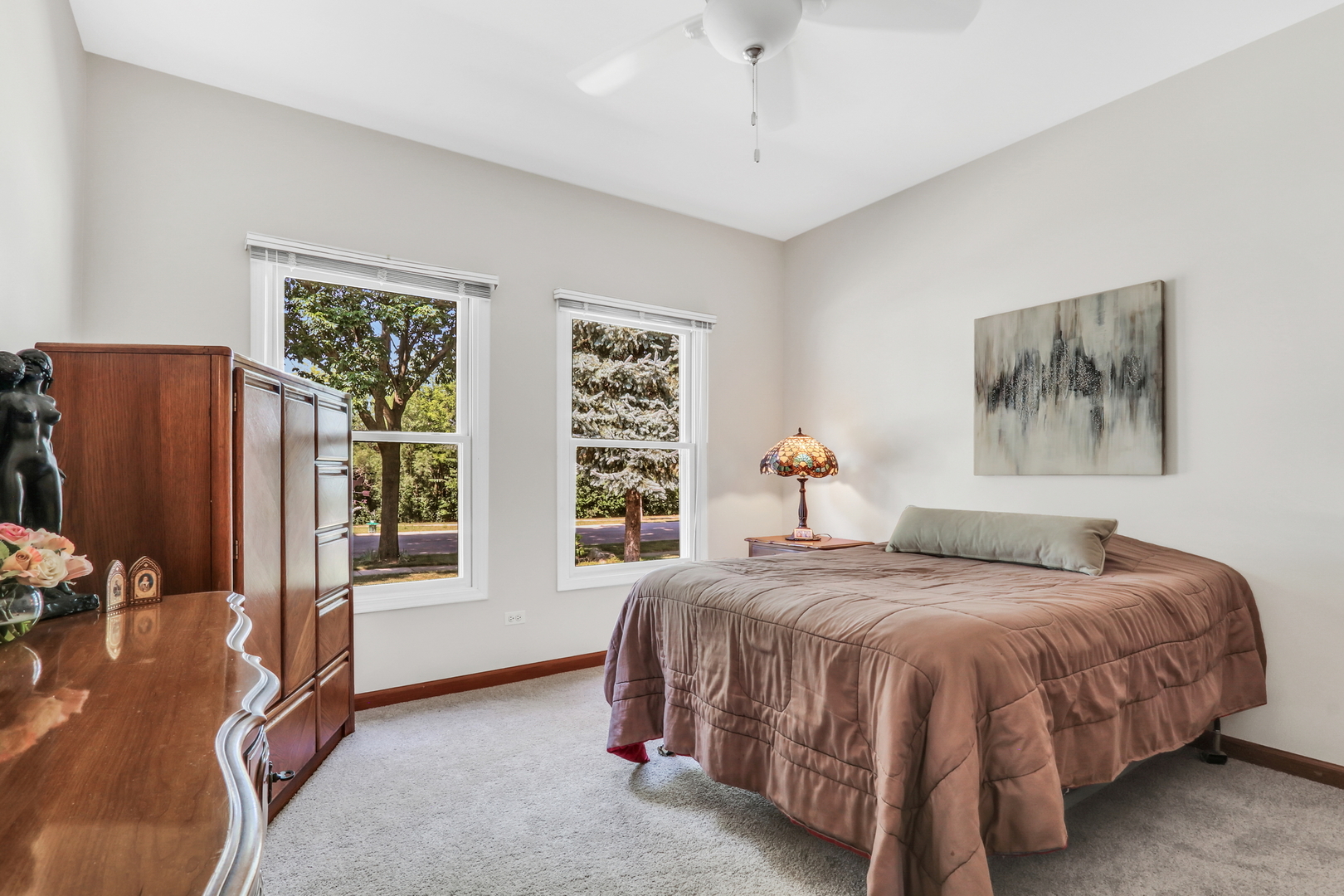 1075 Suffolk Court