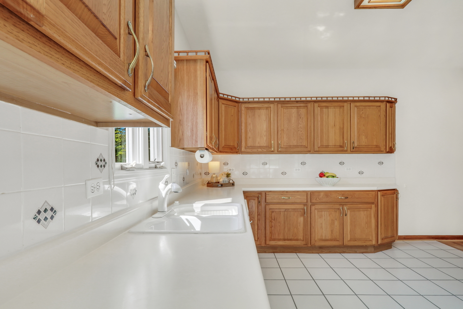 1075 Suffolk Court