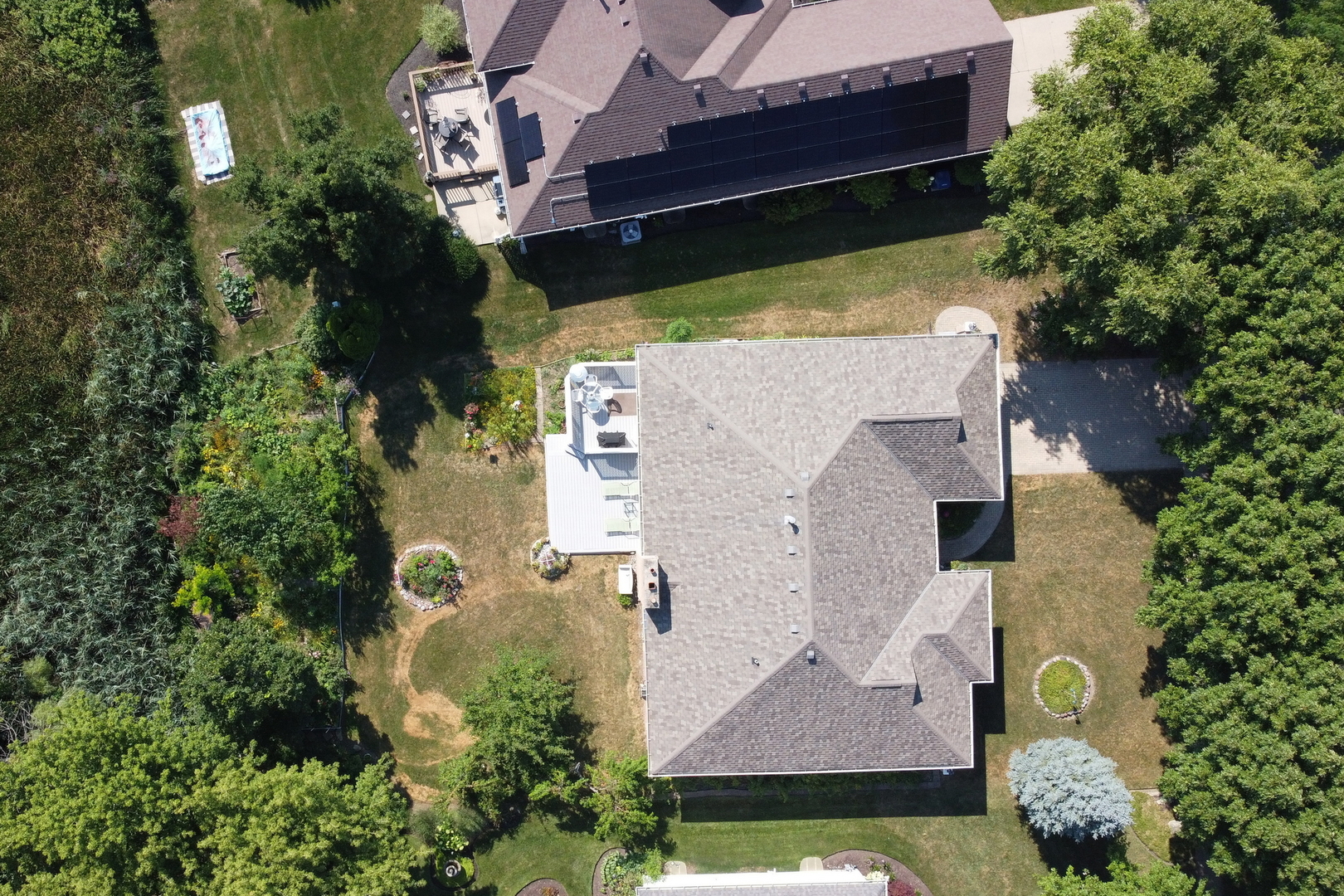 1075 Suffolk Court