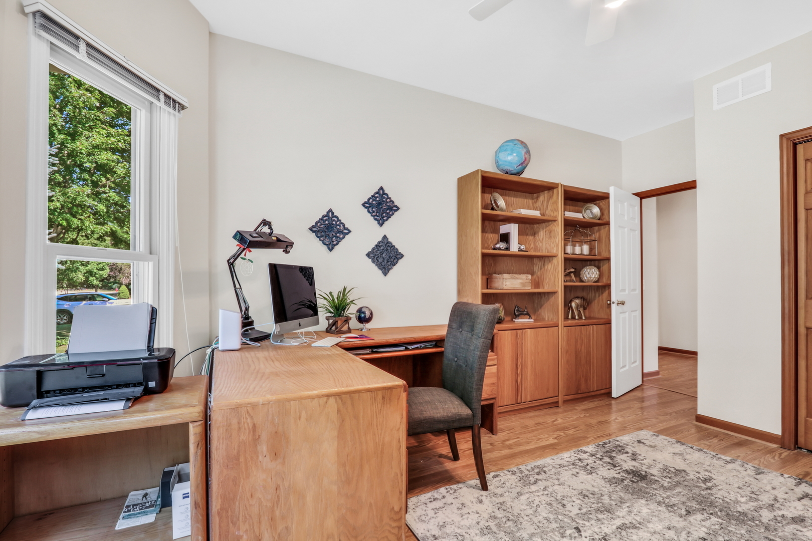 1075 Suffolk Court
