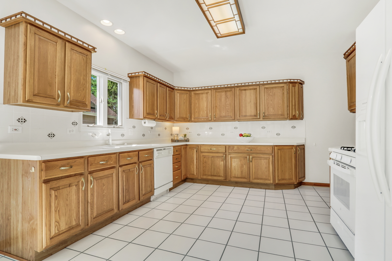 1075 Suffolk Court