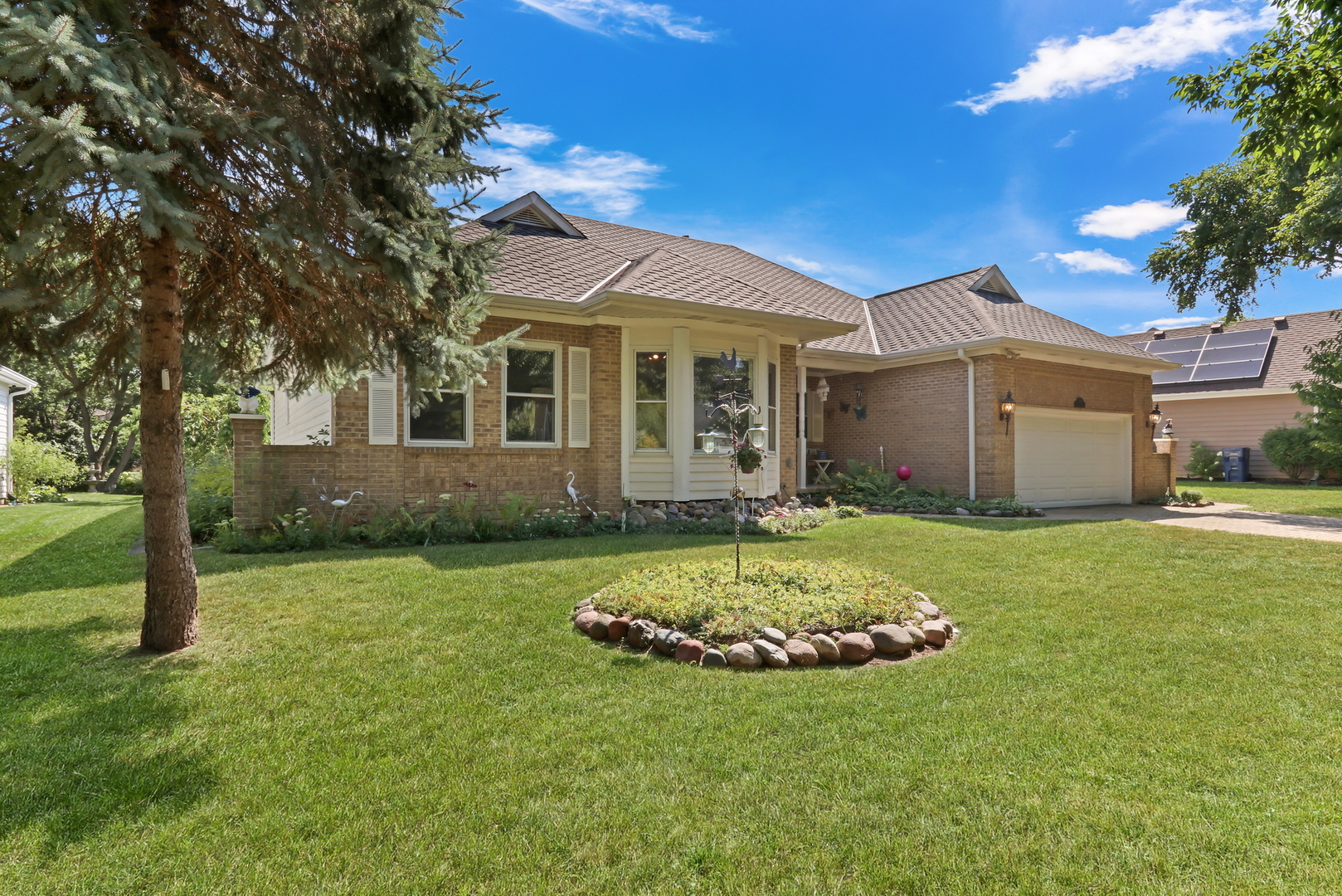 1075 Suffolk Court