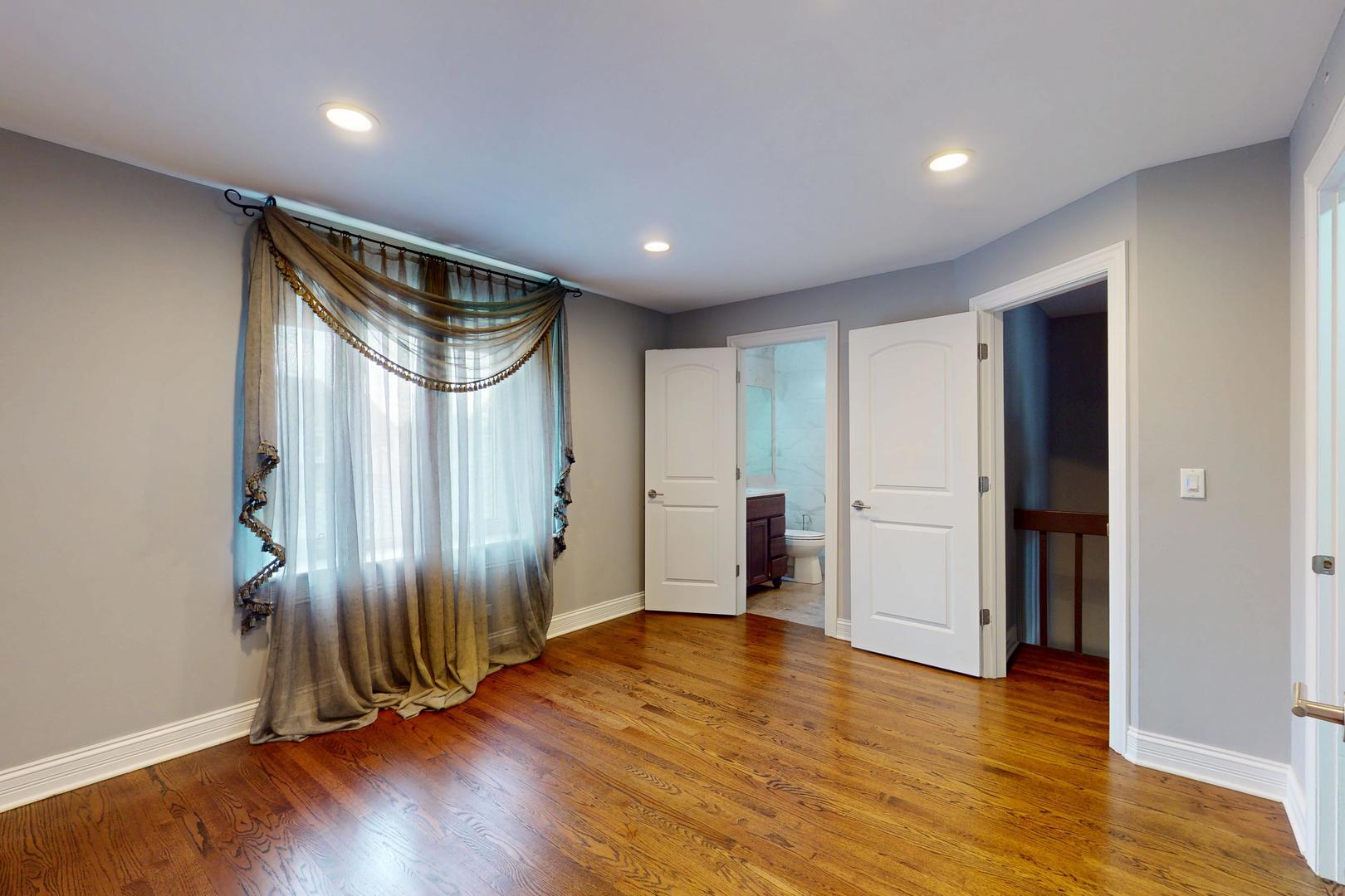 333 Redwing Drive