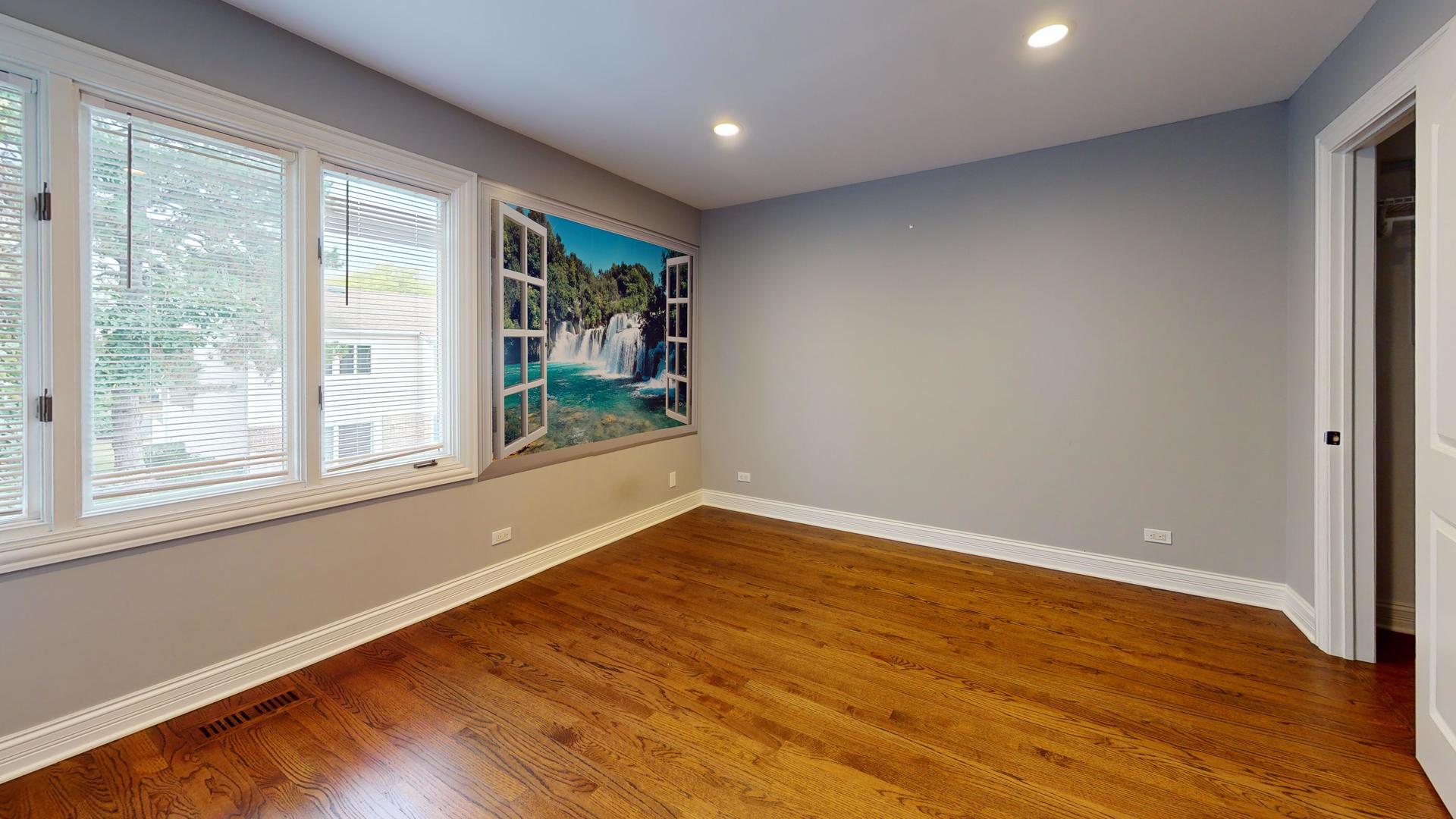333 Redwing Drive