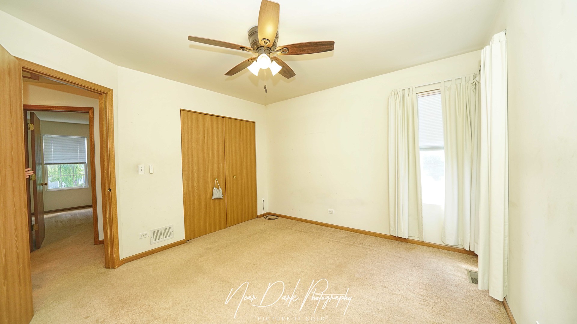 2292 Iroquois Lane