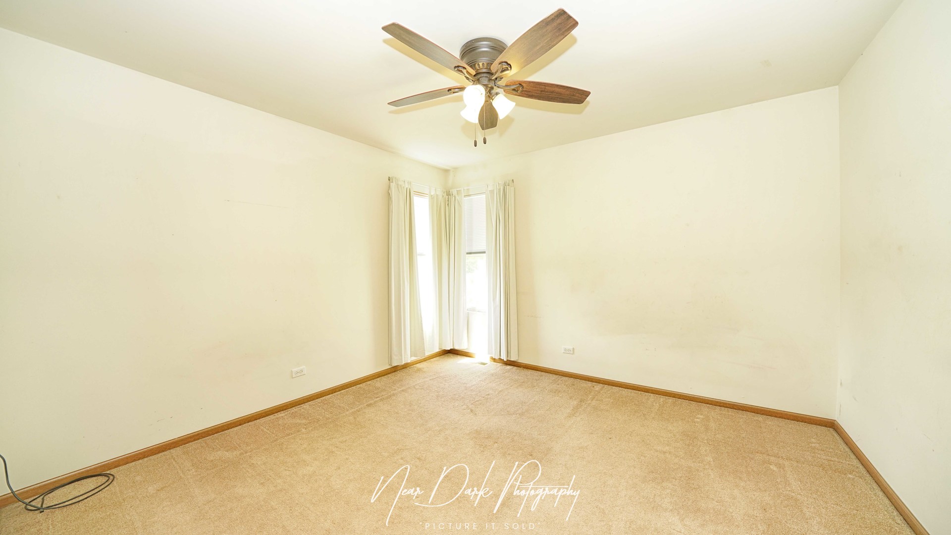 2292 Iroquois Lane