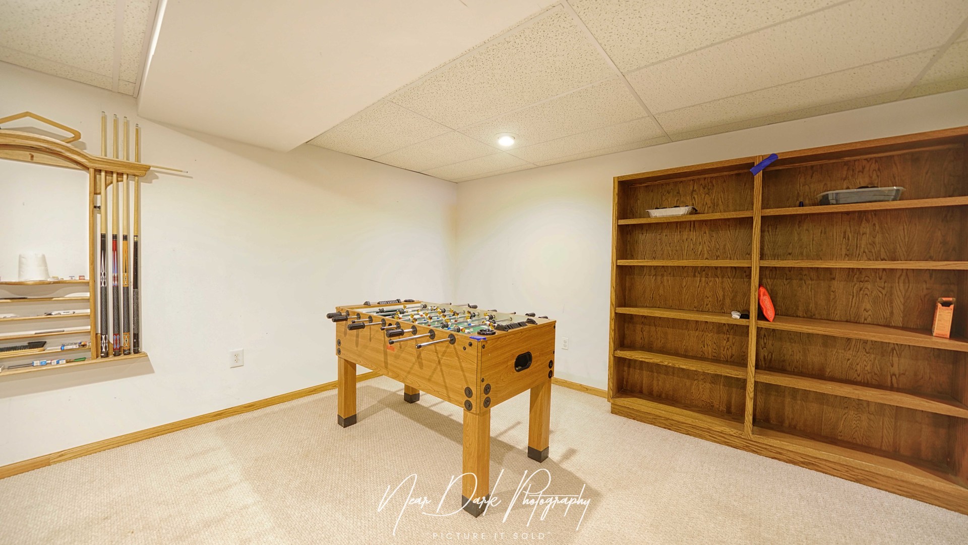 2292 Iroquois Lane