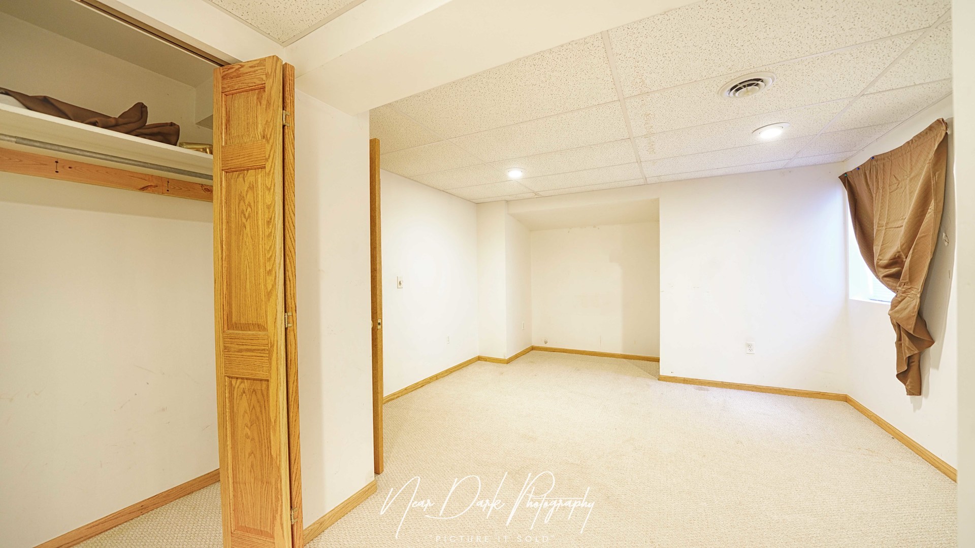 2292 Iroquois Lane