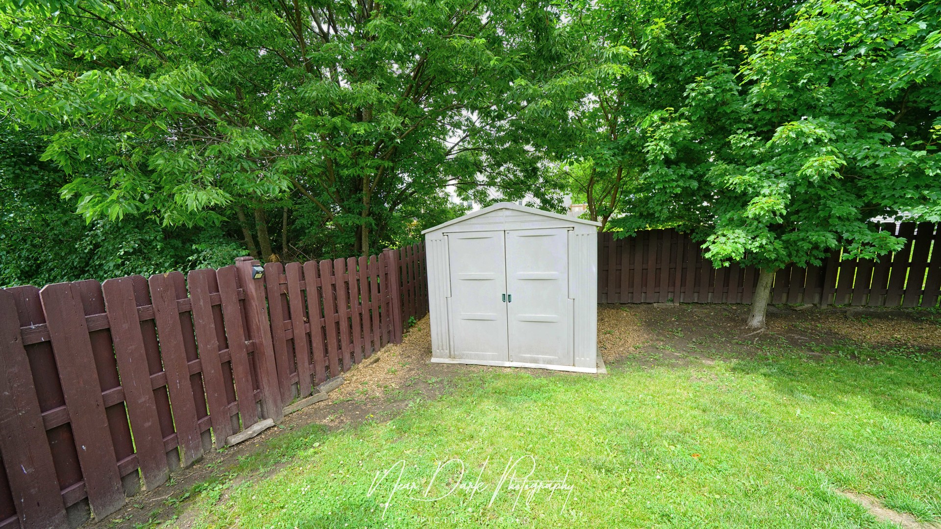 2292 Iroquois Lane