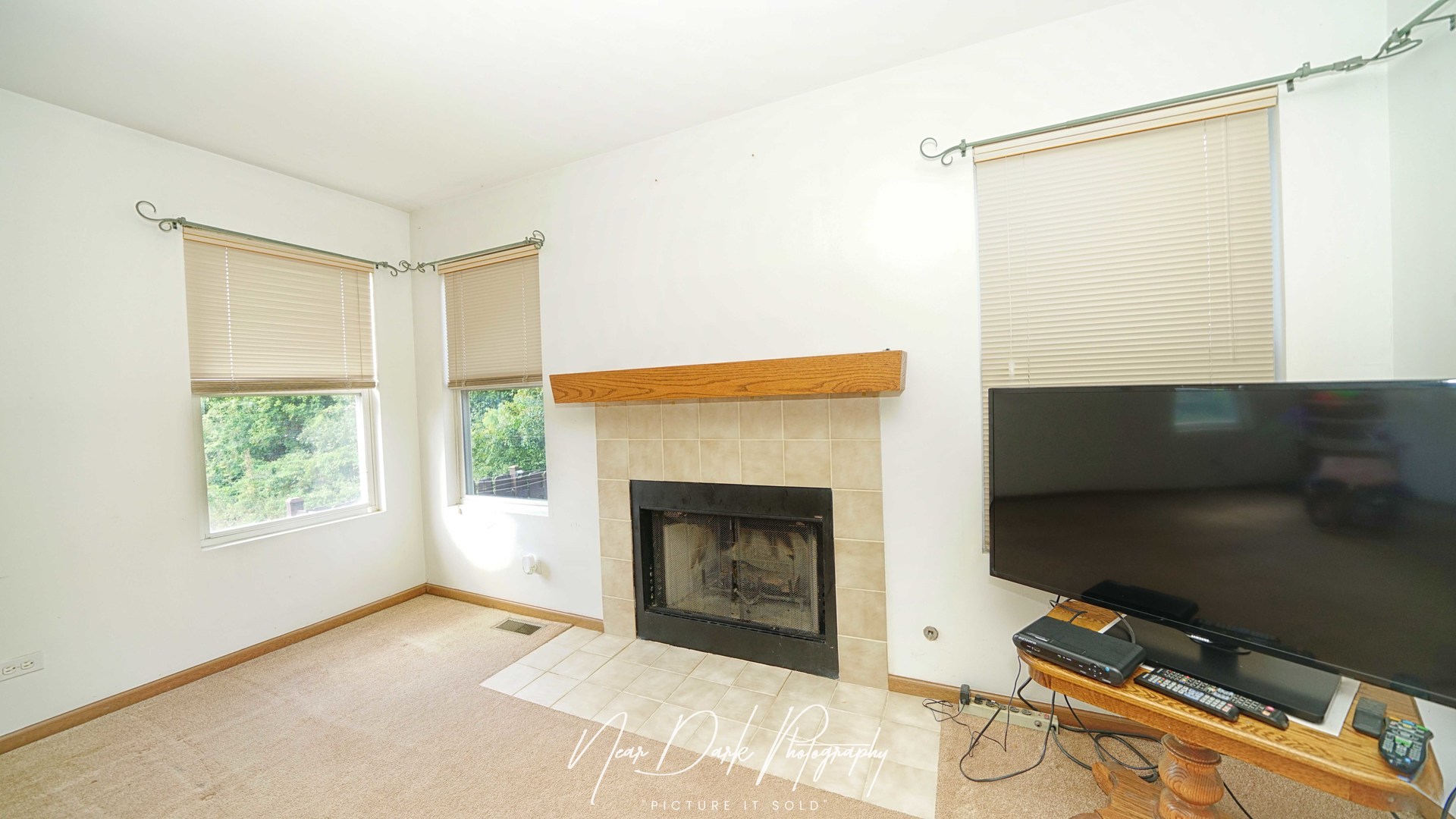 2292 Iroquois Lane