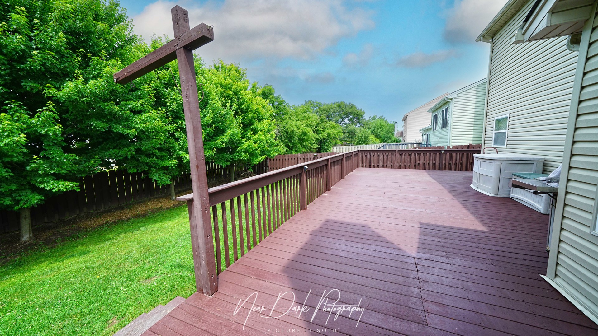 2292 Iroquois Lane